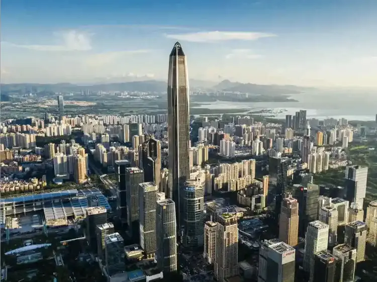Educação Executiva e Mercado Asiático. Vista aérea de Shenzen